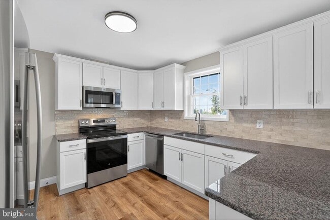 Photo - 2105 Second Street Pike Unit 2105A