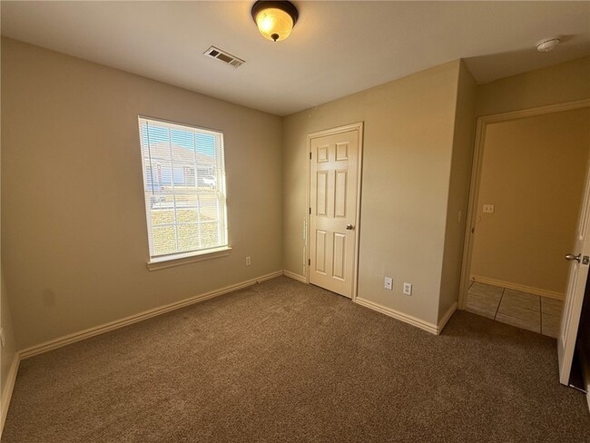 Photo - 245 Graystone Cir