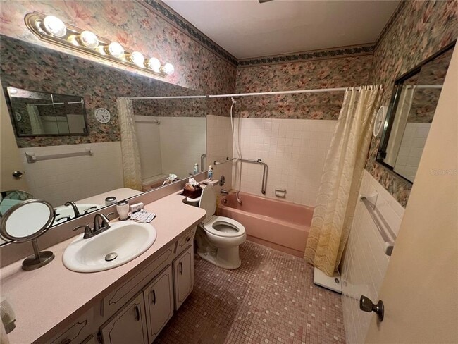 Photo - 2361 Ecuadorian Way Unit 33