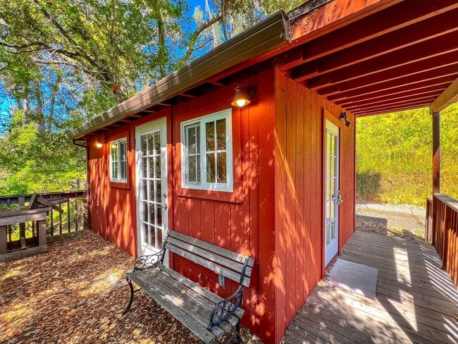 Building Photo - 3138 Browns Valley Rd Unit Studio