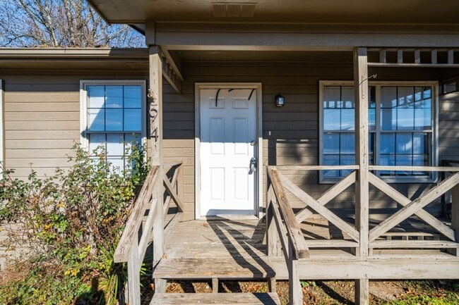 Photo - Spacious 4-Bedroom Home in Pleasant Grove – Don’t Miss Out!