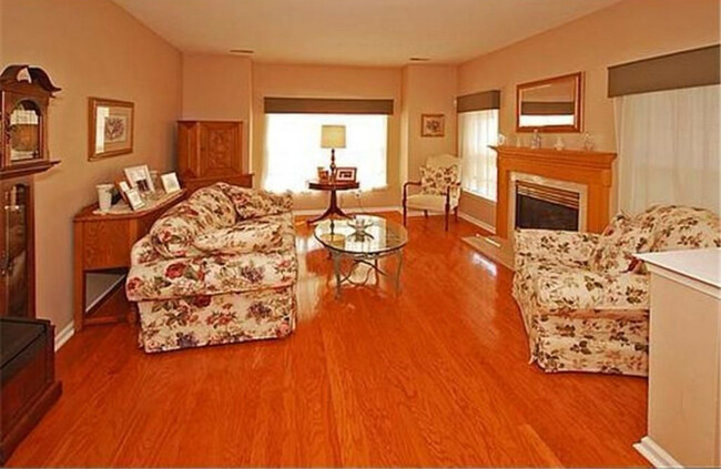 Photo - 8201 Normandy Dr Townhome