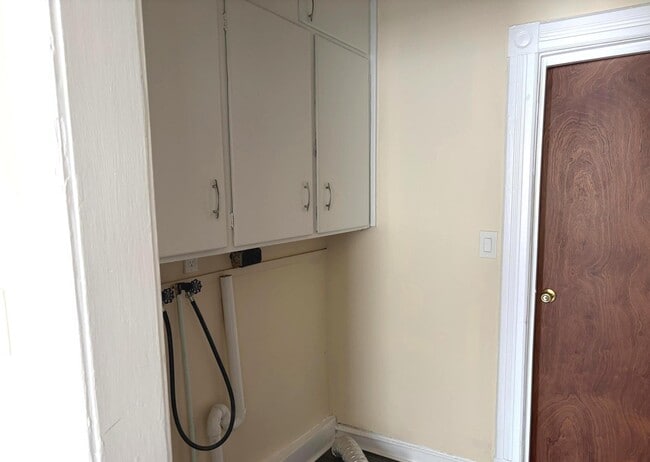 Photo - 137 Clifton St