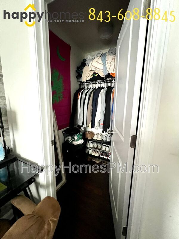 Photo - 420 Turnbridge Ln