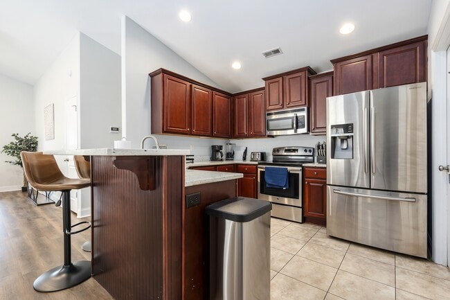 Photo - 265 Harold Murphy Dr