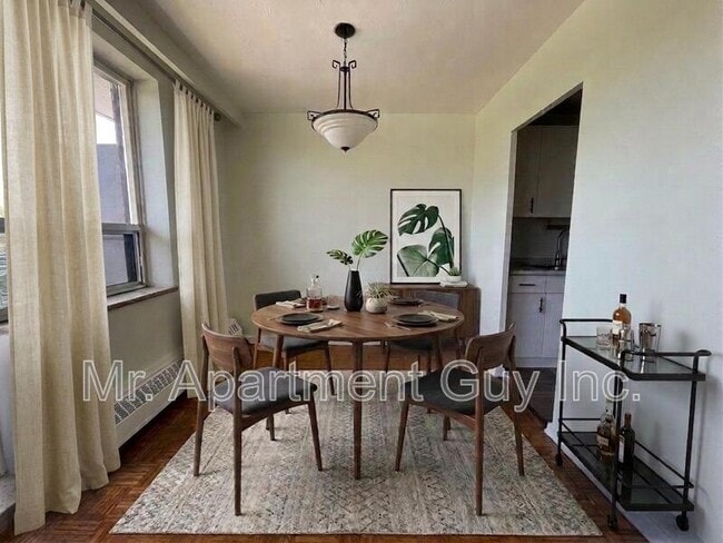 Photo - 4100 Bathurst St Unit 302