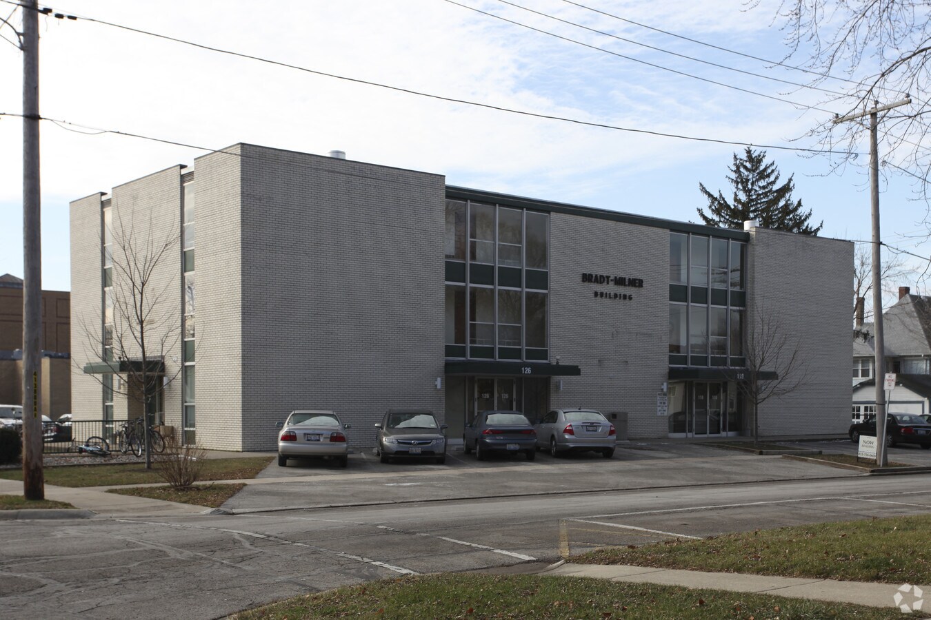 Photo - Oak Street Apartments