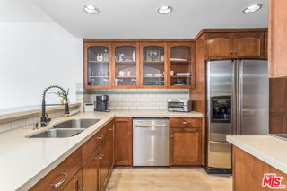 Photo - 8787 Shoreham Dr