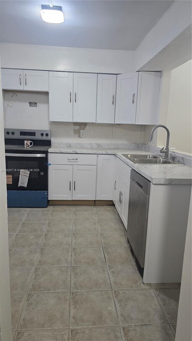 Photo - 7503 NW 44th Ct Unit 10