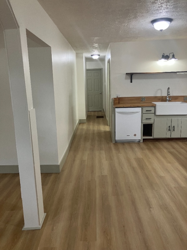 Photo - 306 1/2 W Center St Apartment Unit 306.5