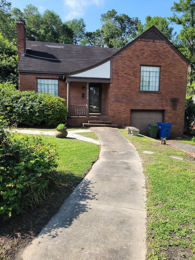 Building Photo - 2116 Market St