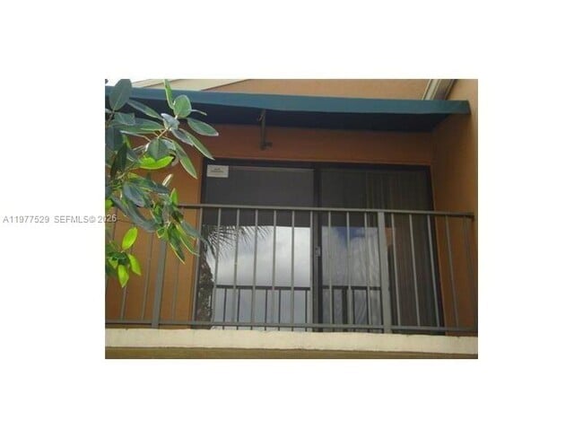 Photo - 7423 SW 152nd Ave Unit 10-201