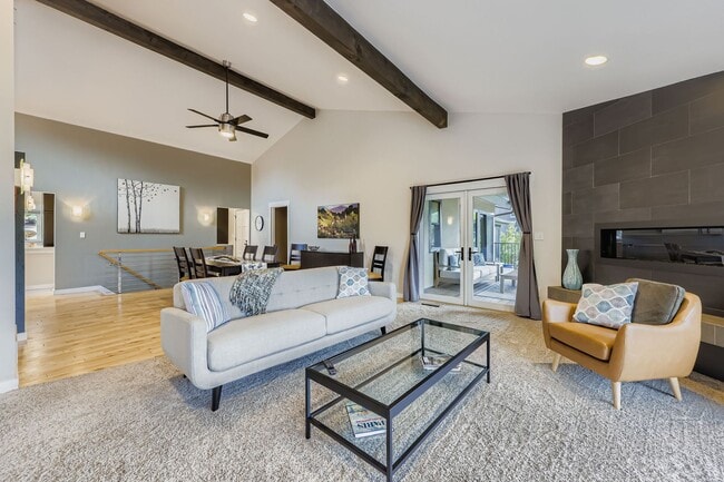 Building Photo - Private Retreat 4 BDR Near Baseline Reservoir Rental