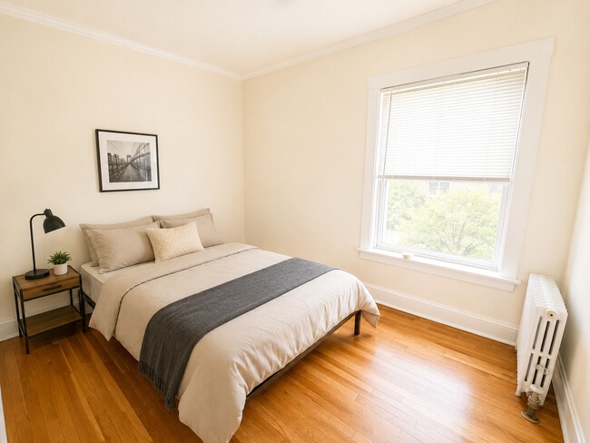 Photo - 737 Hinman Ave Unit 2W