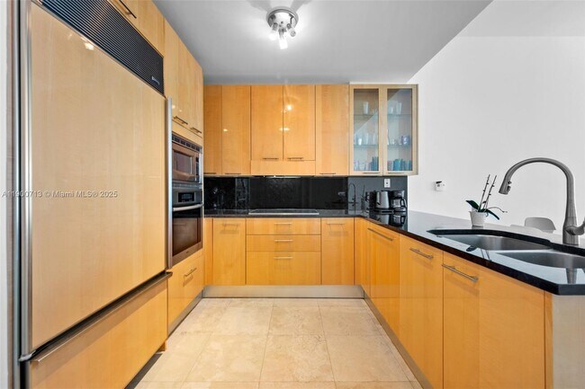 Photo - 6799 Collins Ave Unidad 109