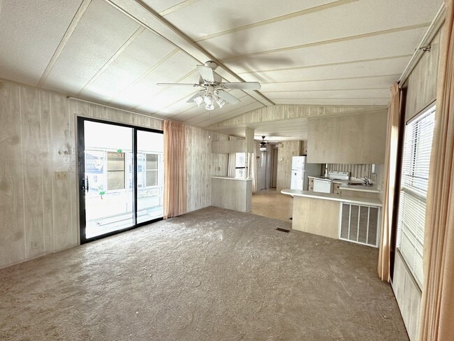 Photo - FIRST MONTH RENT FREE! Cute and Quiet 2/2 in N. Ft. Myers