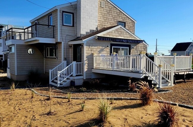 Photo - 6 77th St