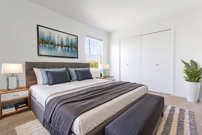 Photo - Palmer Court Apartments