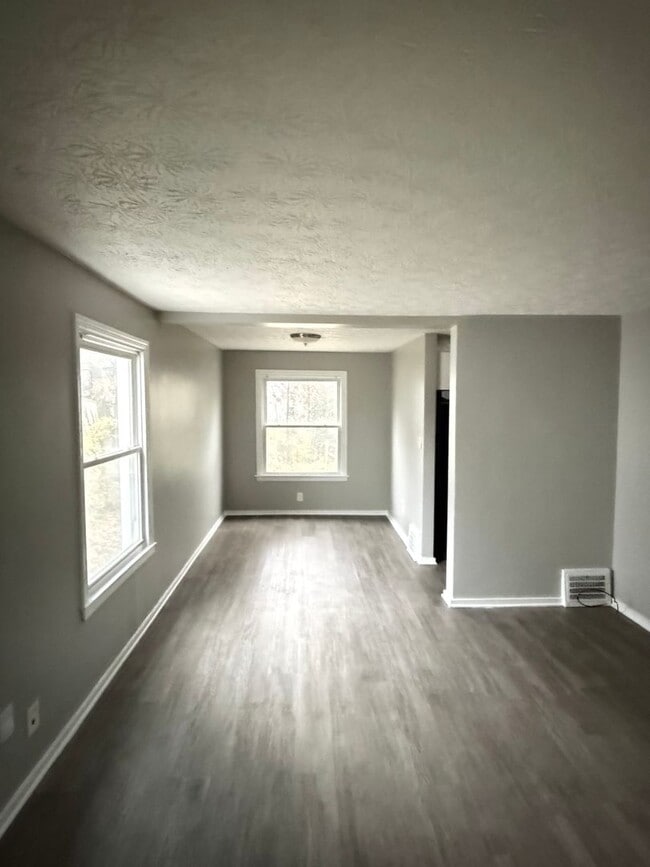 Photo - 1539-1543 Babbitt Rd Unit 1539 Babbit Rd.