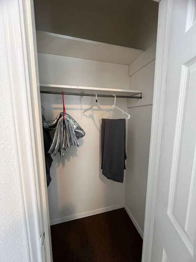 Photo - 1221 Delaware St