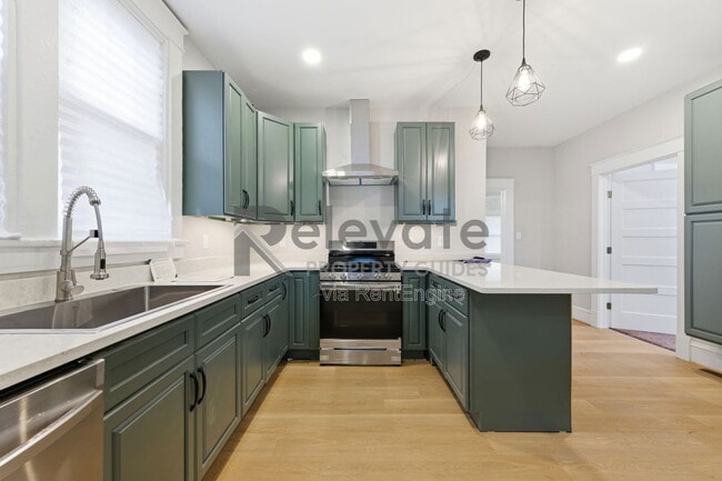 Photo - 3100 1st Ave