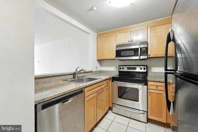 Photo - 1150 K St NW Unidad 1207