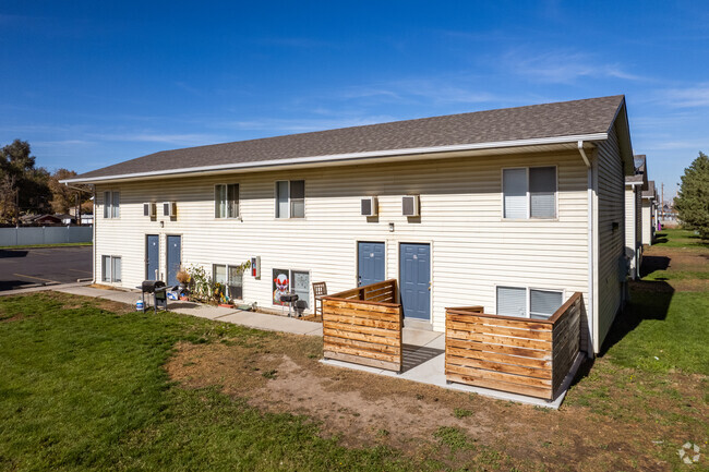 Building Photo - Sunlight Townhomes