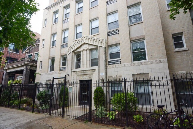 Photo - 1850 N Humboldt Blvd Condo Unit 013