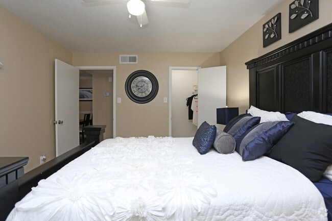 1 HAB, Habitación