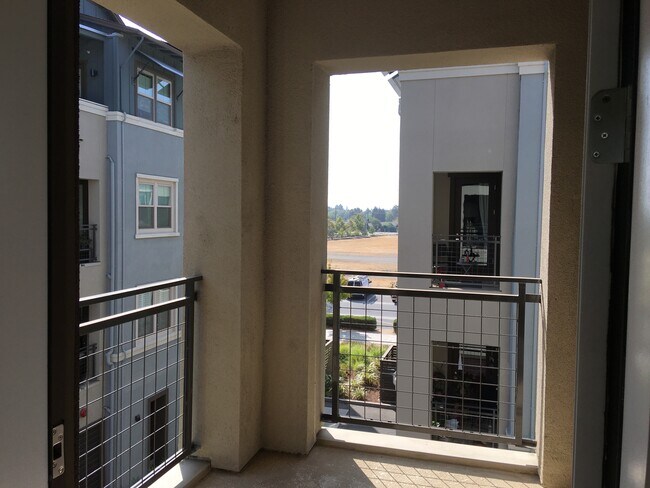 Balcony - 1000 Berryessa Ln Unit 333