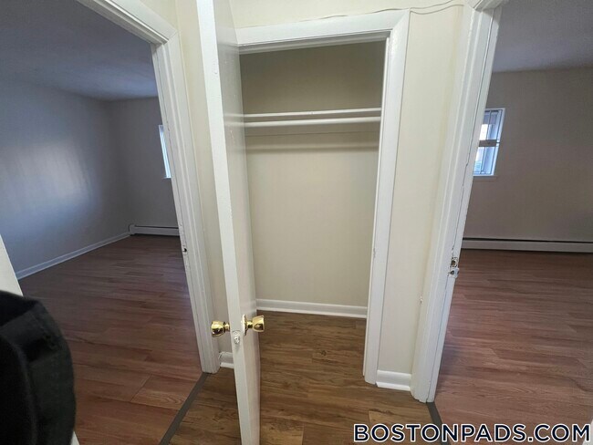 Photo - 75 Gardner St Unidad 8B