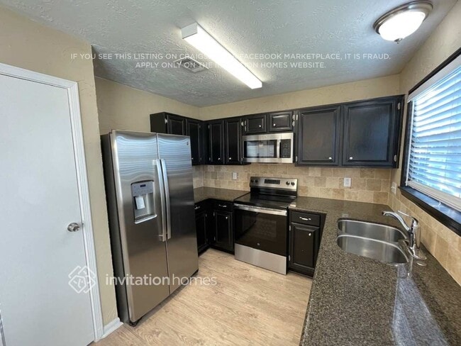 Photo - 7707 High Village Dr