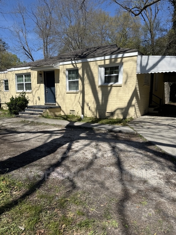 Building Photo - 3103 Head St