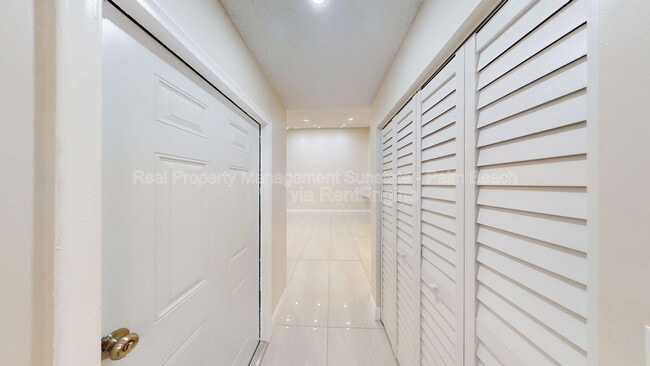 Photo - 1080 Summit Pl Cir Unidad Apartment A