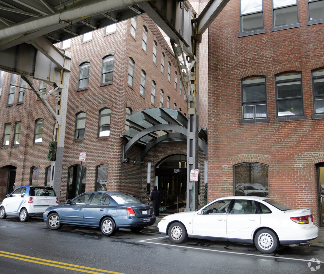 Photo - Papermill Condominium