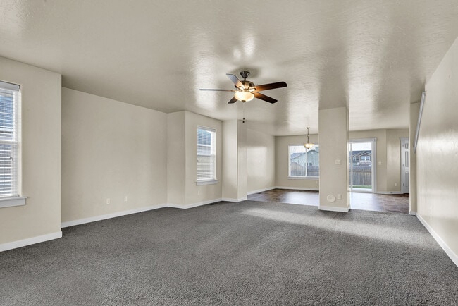 Photo - 1633 Placerville St