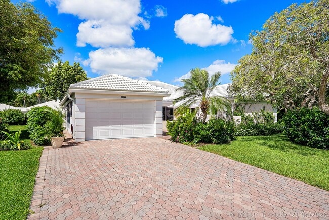 4419 E Sanderling Cir