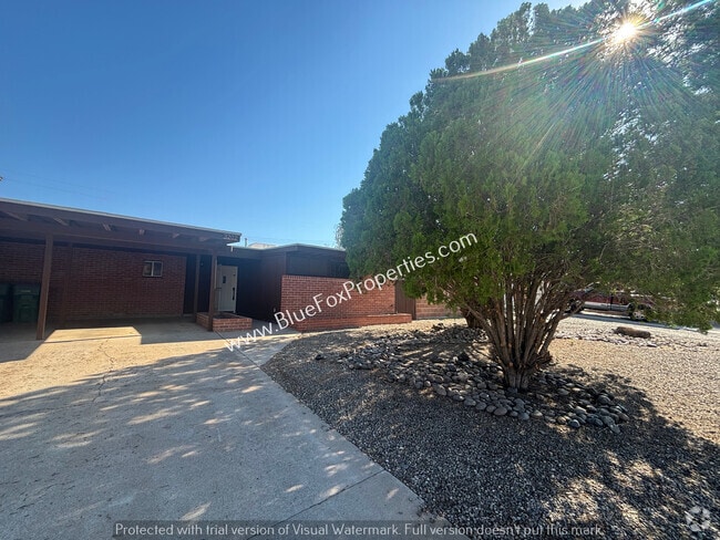 Building Photo - 3202 W Calle Fresa Rental