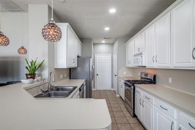 Photo - 71 Summer Haze Cir Condo