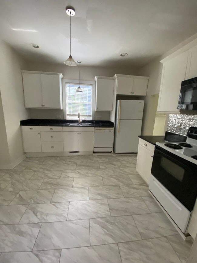 Photo - 2409 Bedford Ave