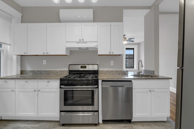 Photo - 321 Summit Ave