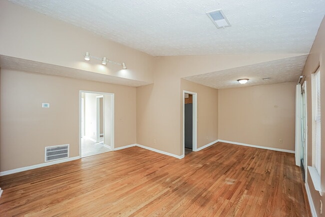 Photo - 6269 Valdez Dr