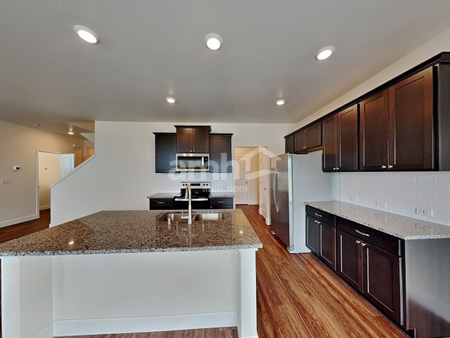 Photo - 6894 35th Pl NE