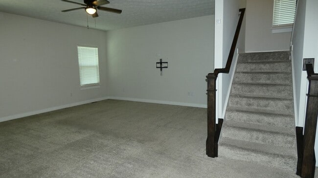 Photo - Spacious 4-bedroom, 3.5-bath home in Tipp City, OH