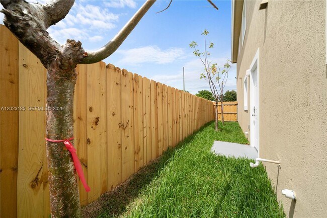 Photo - 1770 NW 55th St