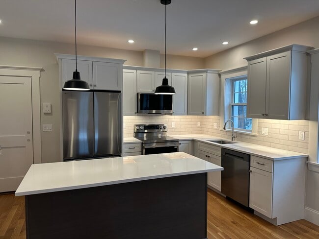 Photo - 36 Conant St