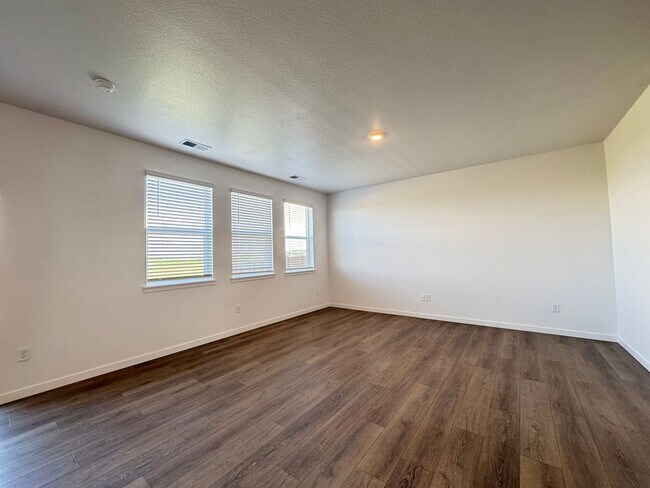 Photo - Brand New, Beautiful House-Fort Collins/Windsor