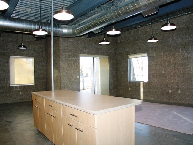 Photo - Lieneman 1229 Unidad 1229 N. Gould St. Apt. 1