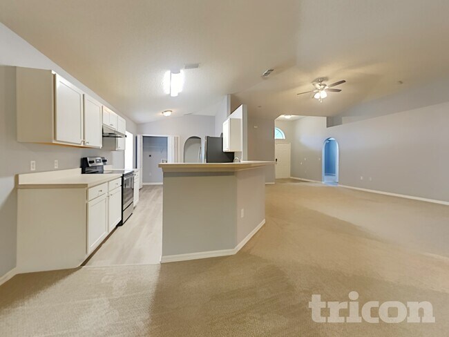 Photo - 7439 Lawn Tennis Ln