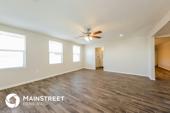 Photo - 8346 N 55th Ave